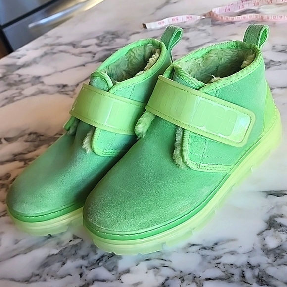 UGG Neumel Clear Green Boots Women's size 5 - Picture 5 of 12